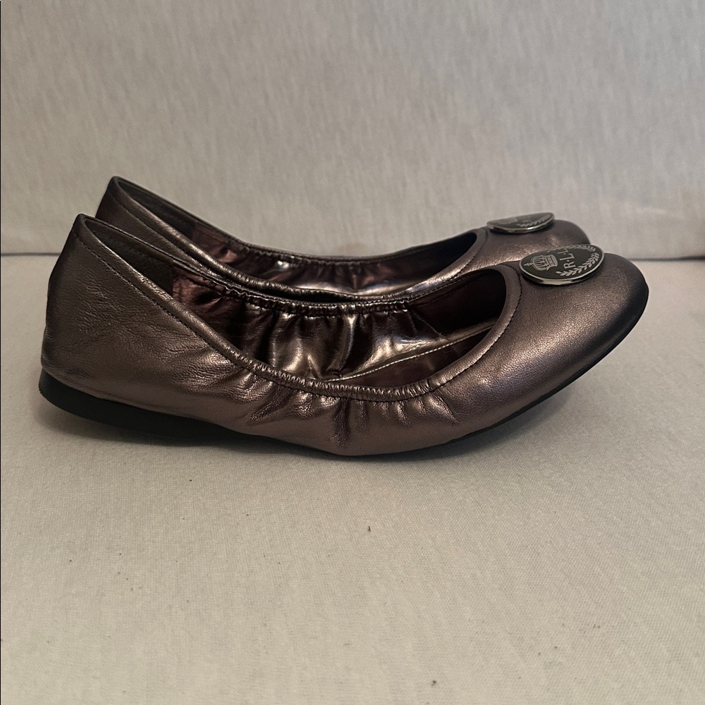 Lauren Ralph Lauren Shiny Pewter Metallic Ballet Flats with RL Logo Size 7.5 - Picture 6 of 14